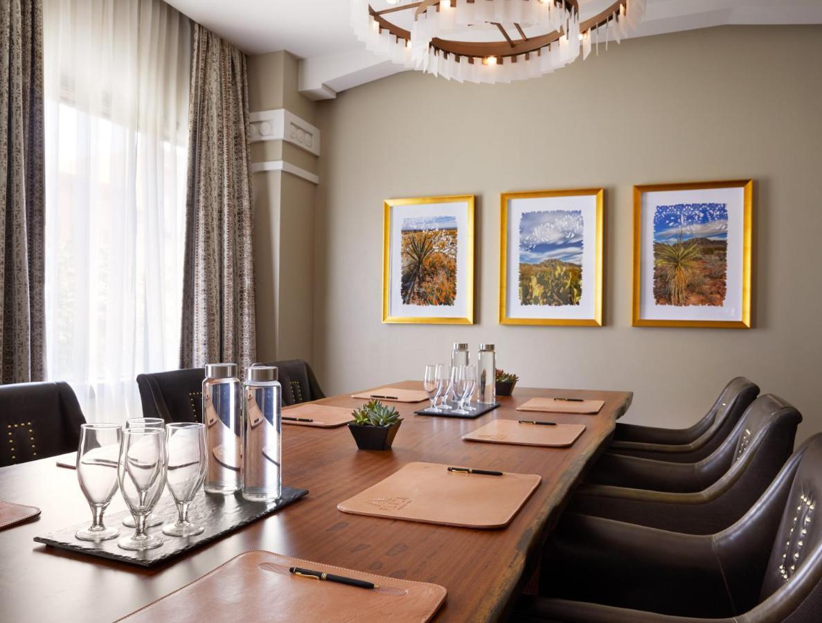 The Plaza Hotel Pioneer Park El Paso Ngoại thất bức ảnh Boardroom at the Hotel